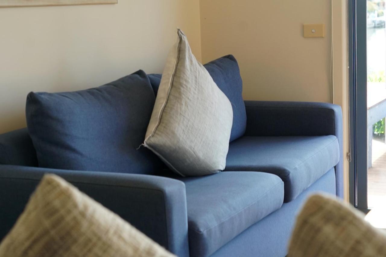Captains Cove Resort - Waterfront Apartments Paynesville Bagian luar foto